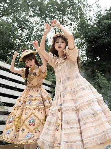 [Only available with simultaneous purchase] Strawberry Bouquet sheer gilet