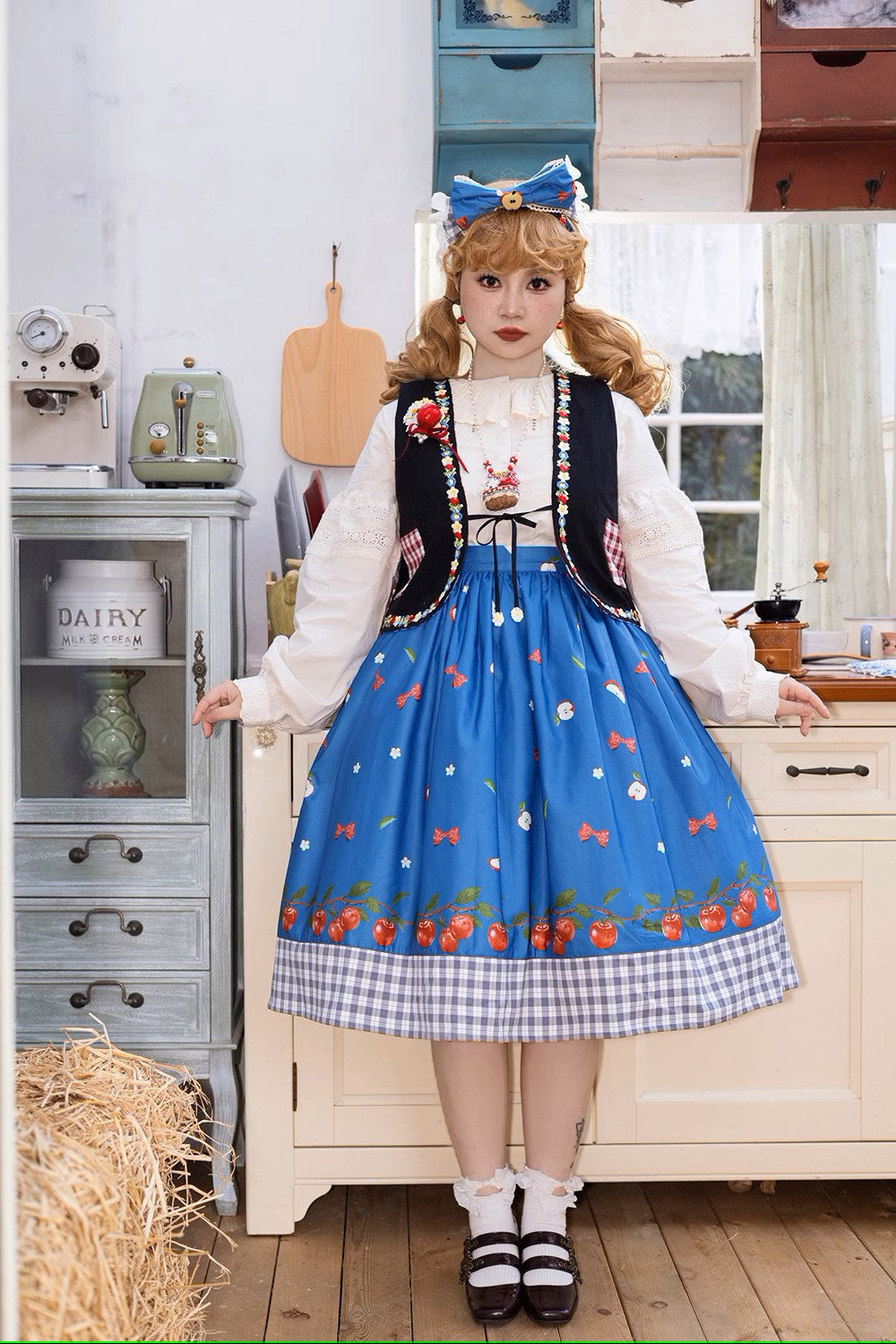 【予約販売】Apple Garden バイエルン風2wayサロペットスカート