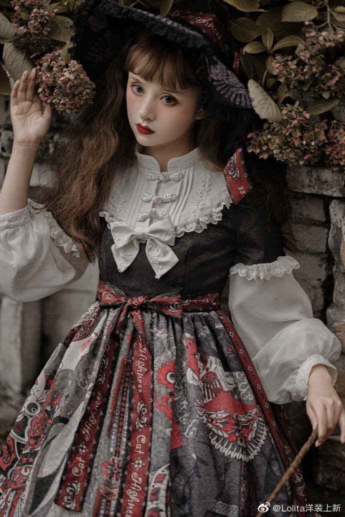 魔女の姉妹 ゴスロリ フリルワンピース