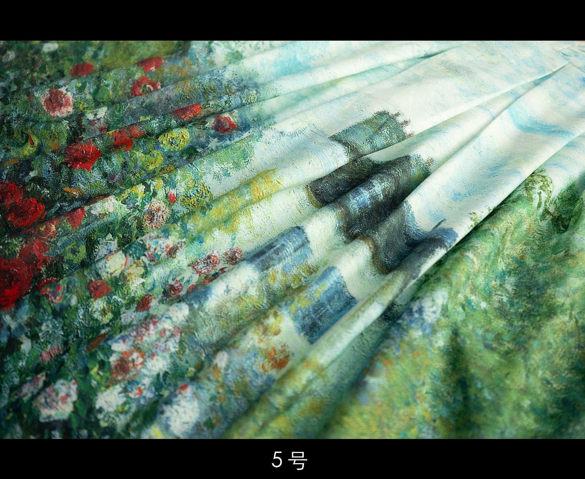モネの絵画をまとうスカート 全15作品