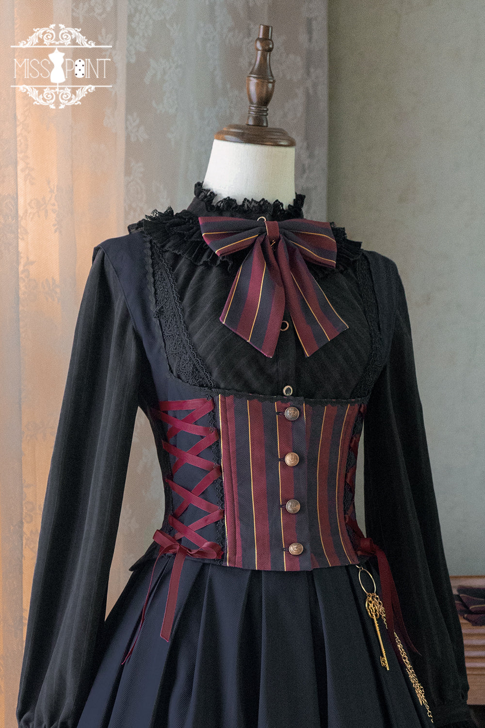 [Pre-order] Lord and noble's gothic lolita vertical striped skirt and vest