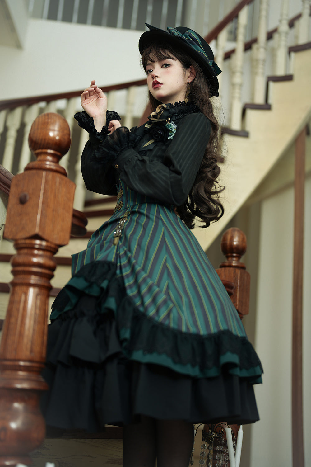 Gothic Lolita vertical striped high waist skirt of the feudal lord