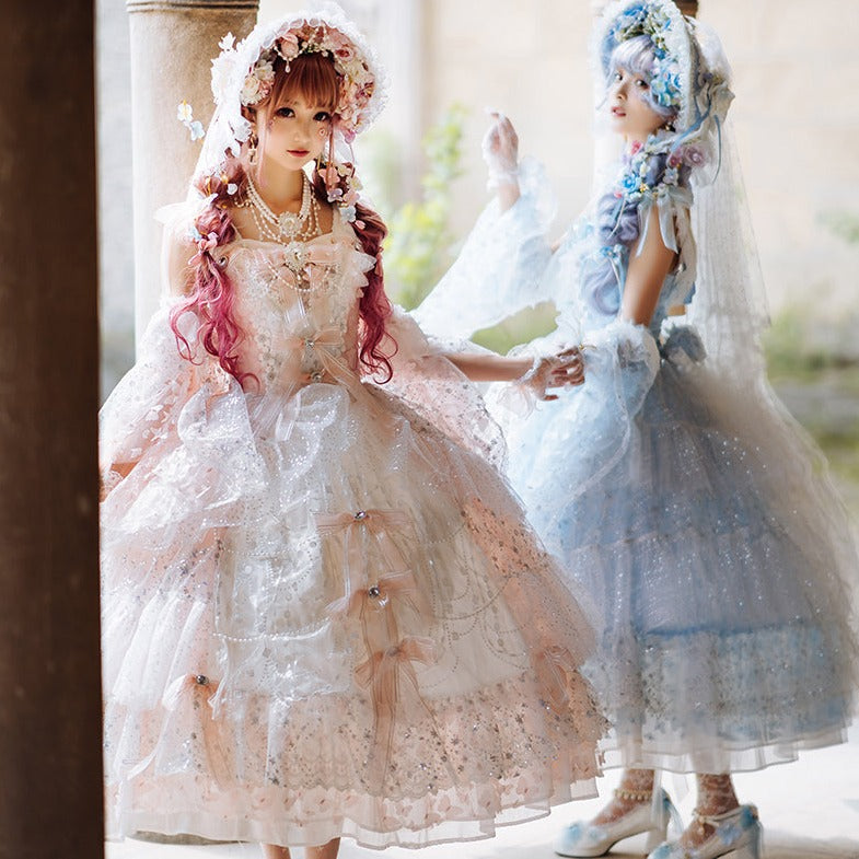 ロココ調 ゴージャスフリルの宮廷風ドレスとボンネット