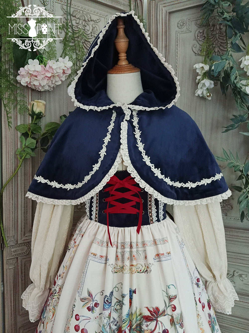 [Pre-order] Bavarian Girl Country Style Hooded Cloak