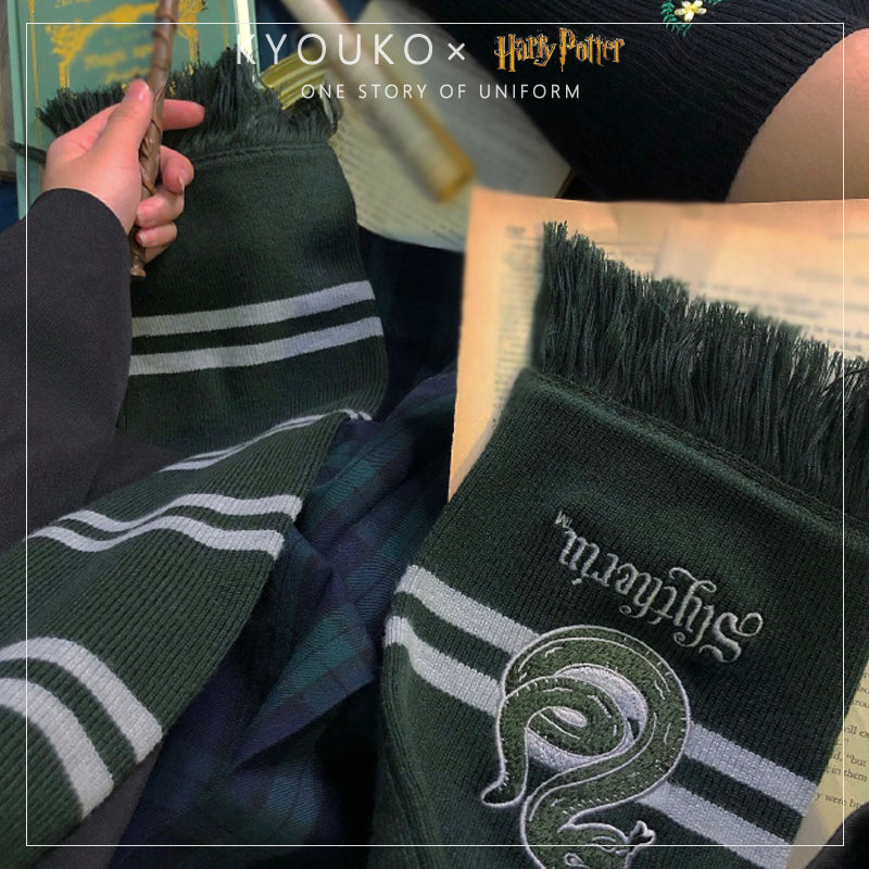 [Pre-order] Hogwarts School of Witchcraft and Wizardry Panel border muffler