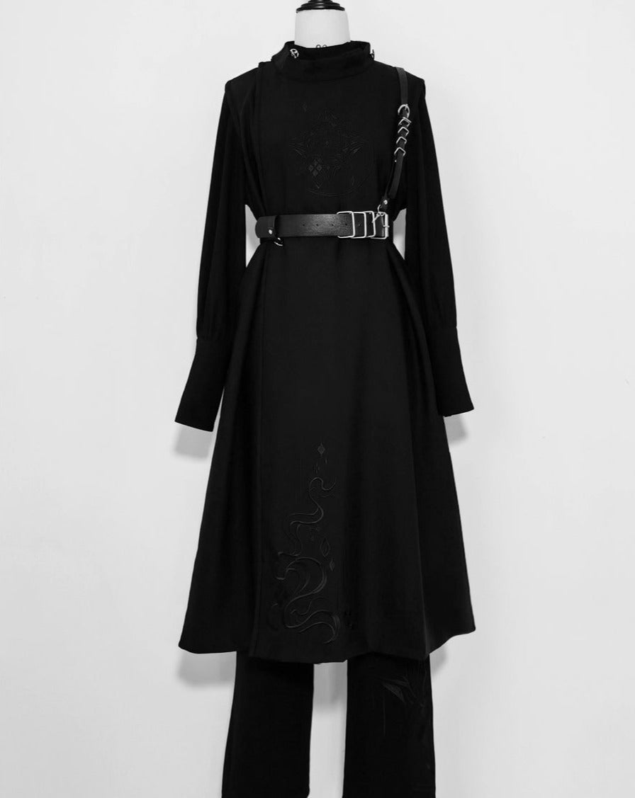 [Pre-order] Black Knight Imperial embroidered robe