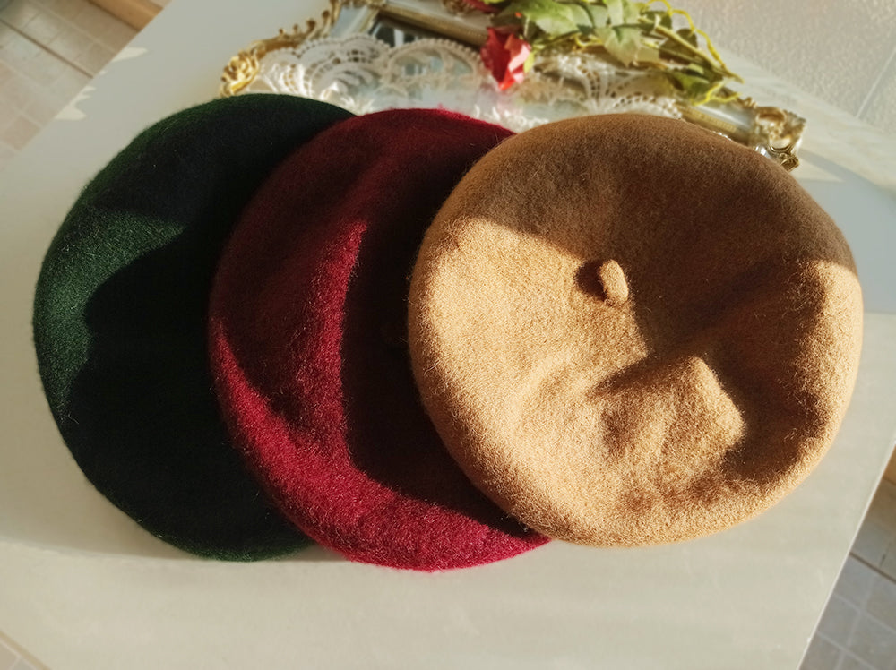 [Simultaneous purchase only] Frame Cat Beret, Ribbon Brooch, Argyle Socks, Bag