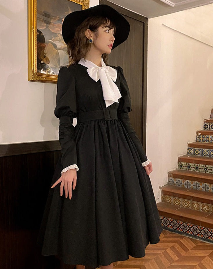 Miss Winter monotone classical dress