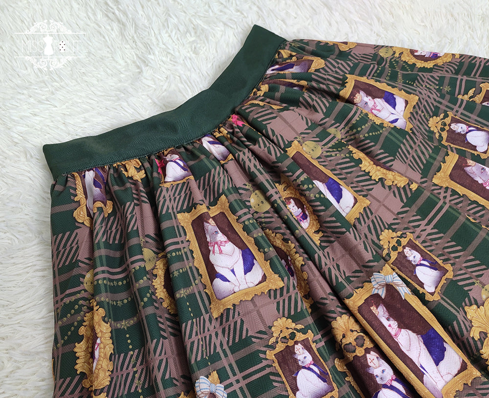 [Pre-order] Frame Cat and Checkered Layered Skirt