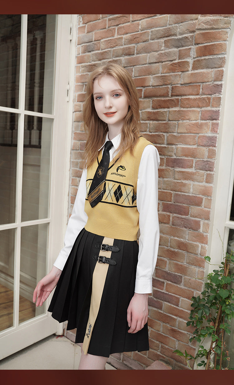 Hogwarts School of Witchcraft and Wizardry Leather Buckle Pleated Skirt