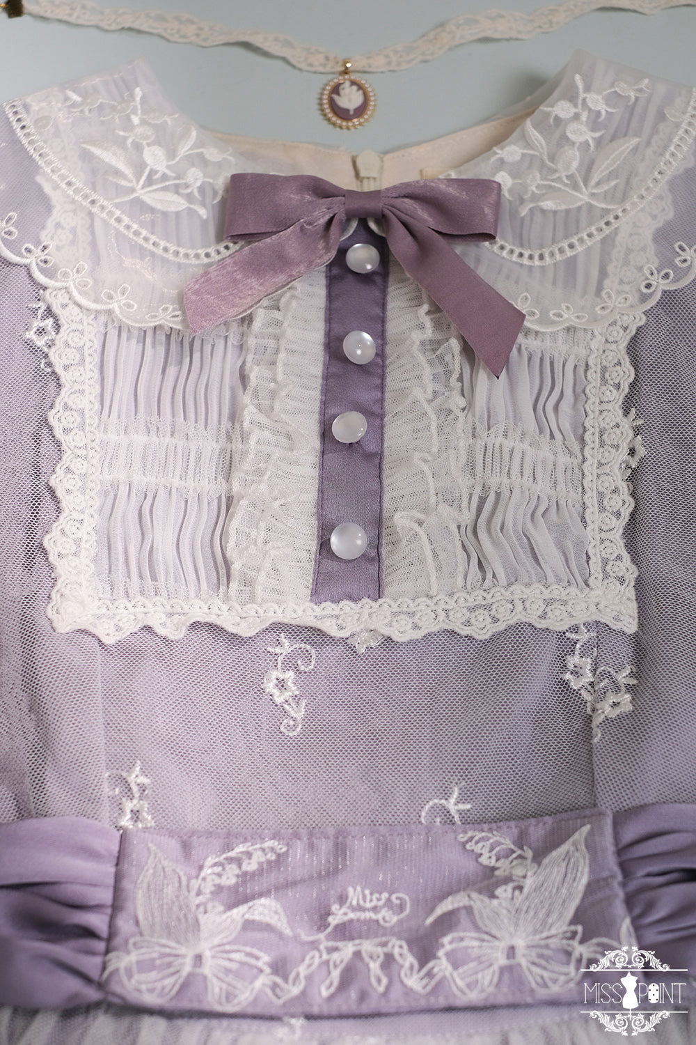 【予約販売】鈴蘭の花刺繍 三段レースワンピース（ロング丈）