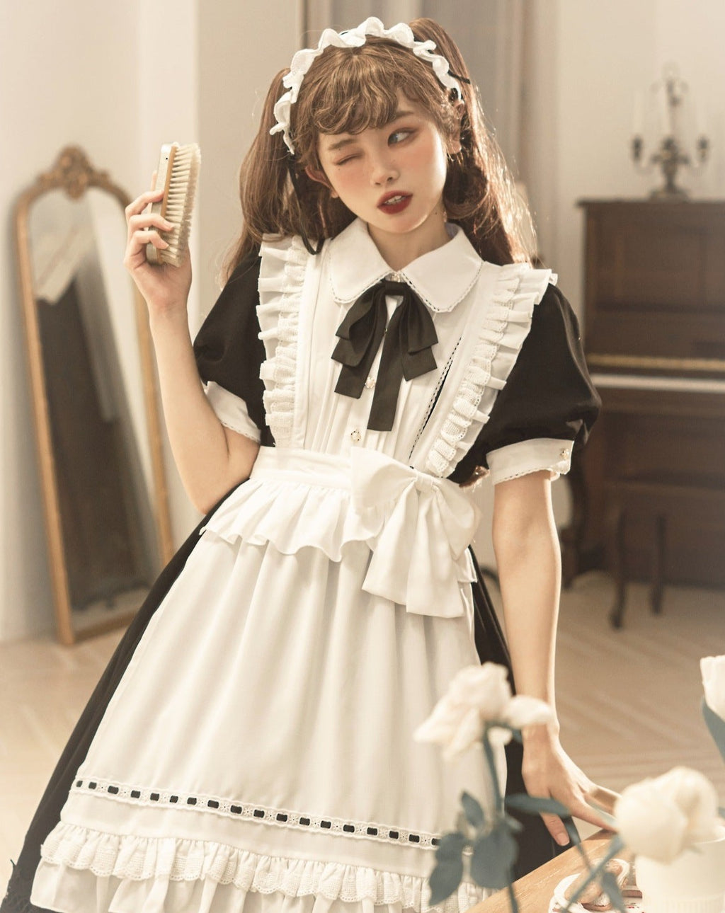 メイド風エプロン付きクラシカル ロリィタ 半袖ワンピース