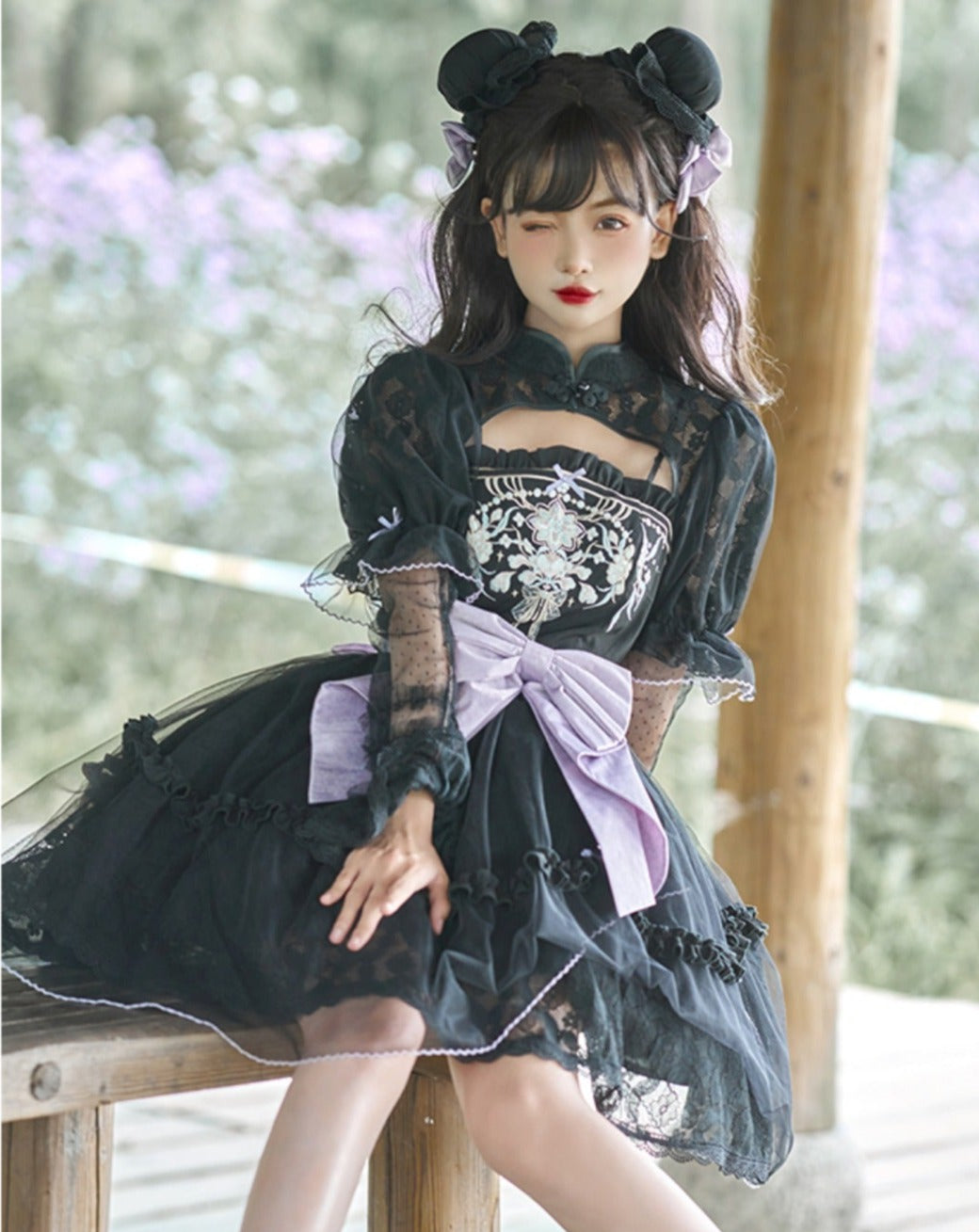 Hana Lori lace and embroidery Mao color dress