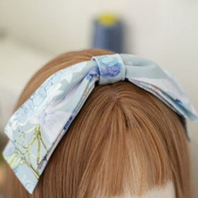 紫陽花とブルーベリーのクラシカルジャンパースカート リボンのヘアアクセ付