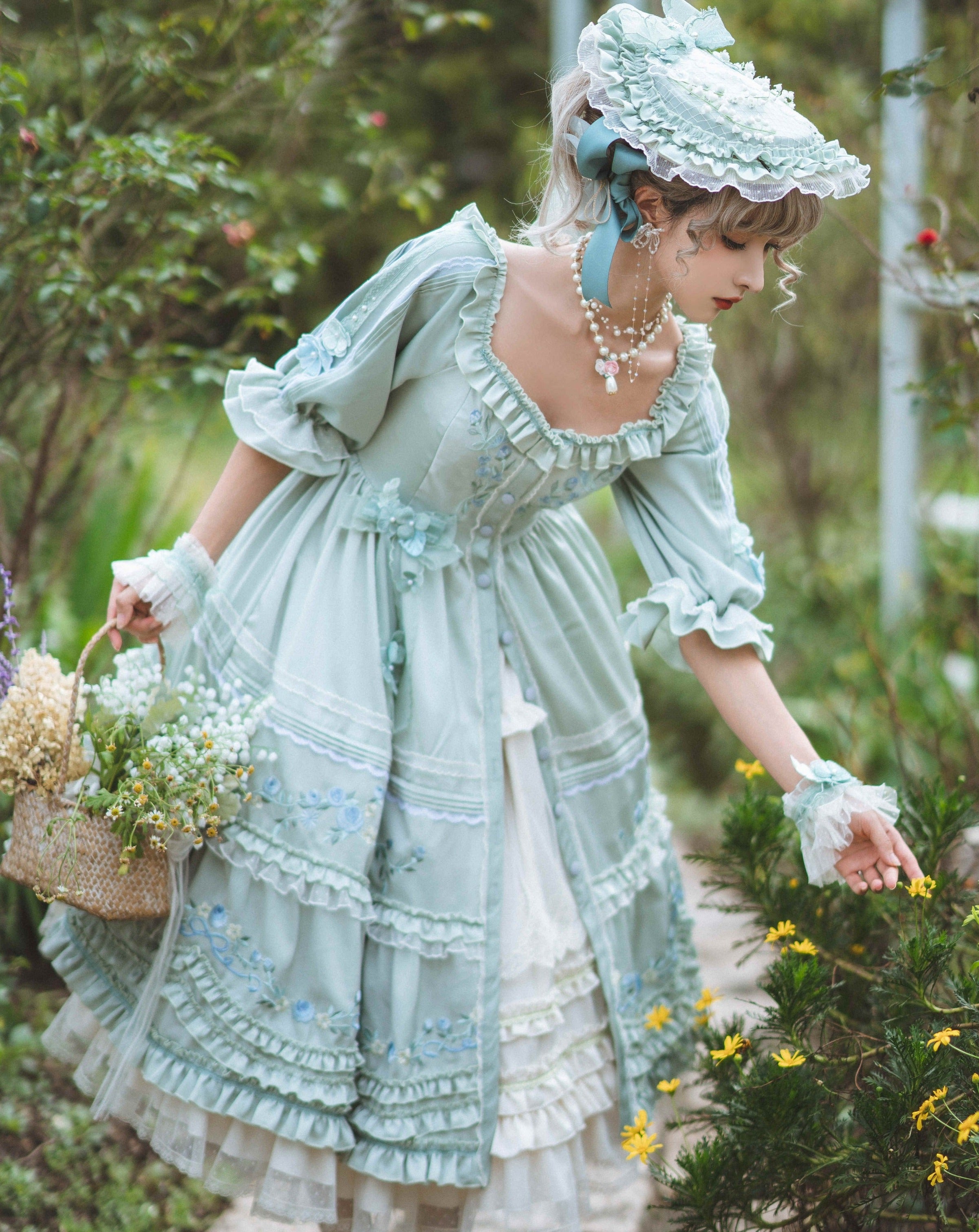 薔薇刺繍のガーデンプリンセスドレス フルセット – ロリータファッション通販RonRon