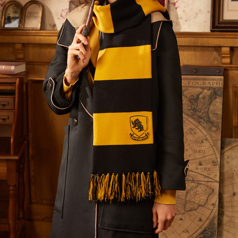 Hogwarts School of Witchcraft and Wizardry Wide Border Scarf