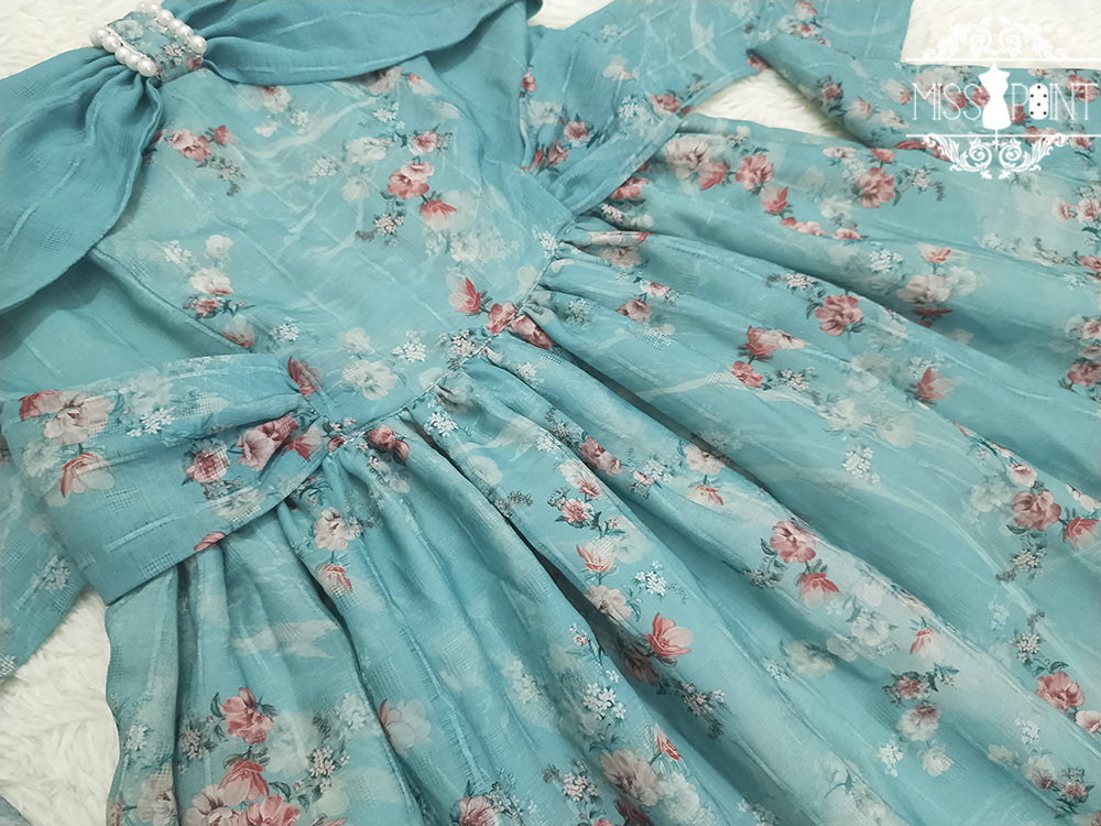 Hanakaito Front Ribbon Classical Dress