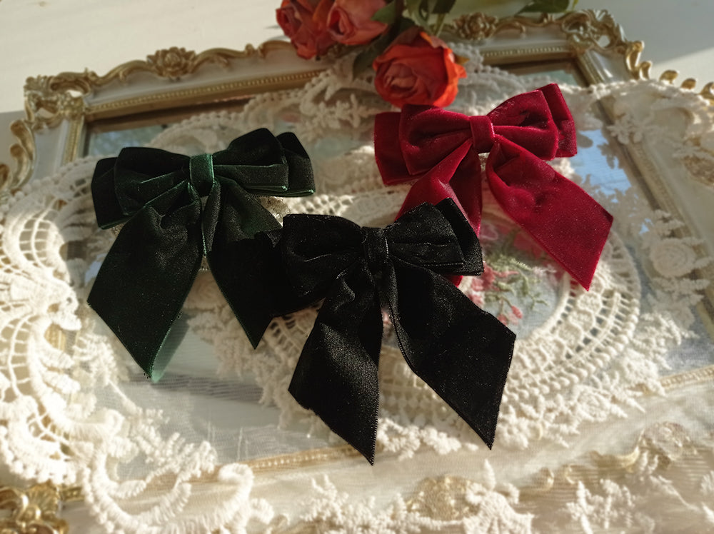 [Simultaneous purchase only] Frame Cat Beret, Ribbon Brooch, Argyle Socks, Bag