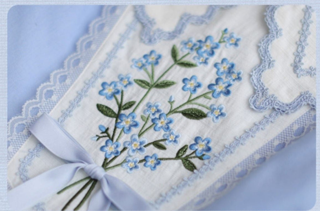 勿忘草の花束刺繍ワンピース