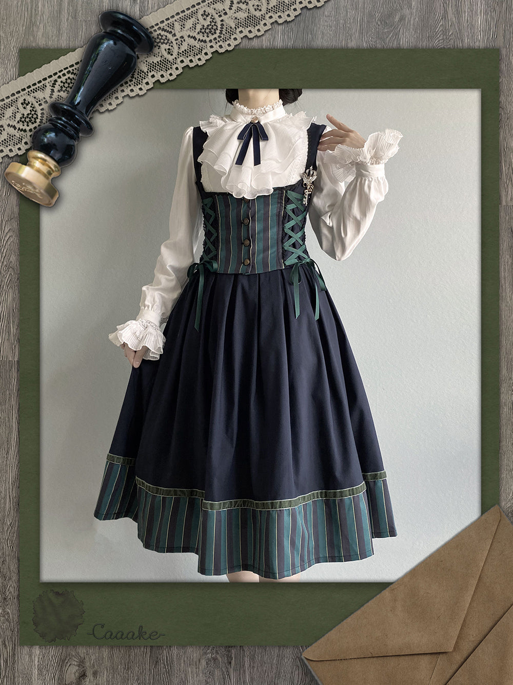 [Pre-order] Lord and noble's gothic lolita vertical striped skirt and vest