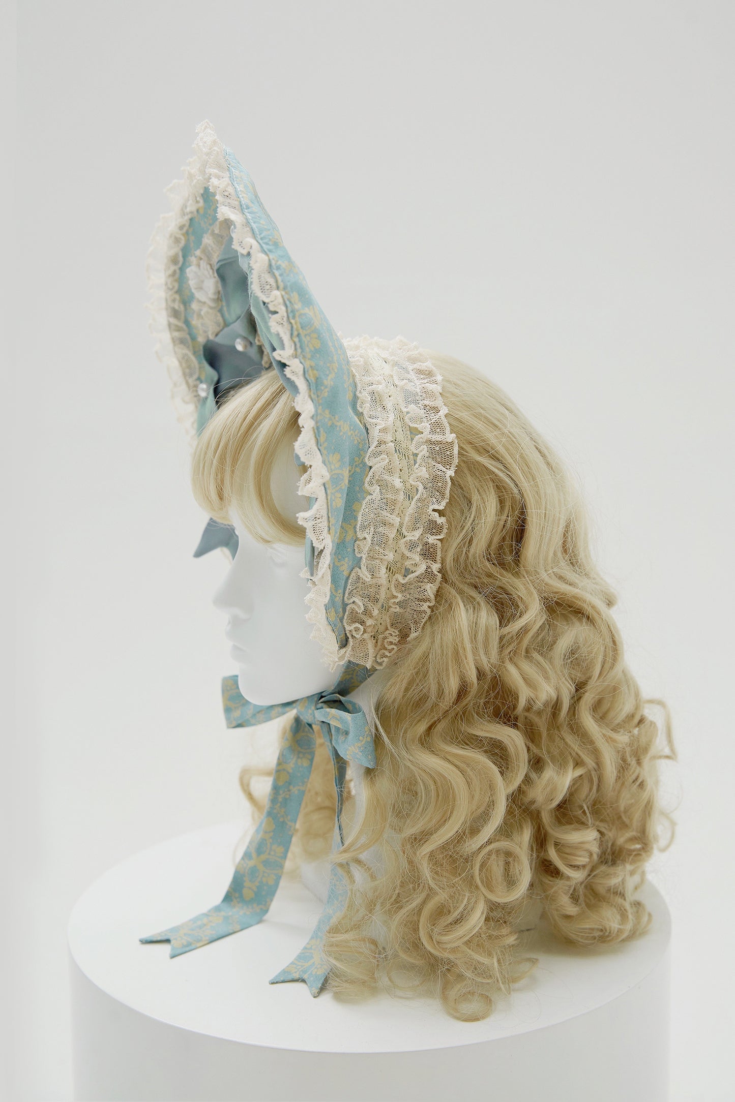 [Simultaneous purchase only] Wonderland Paradise Bonnet