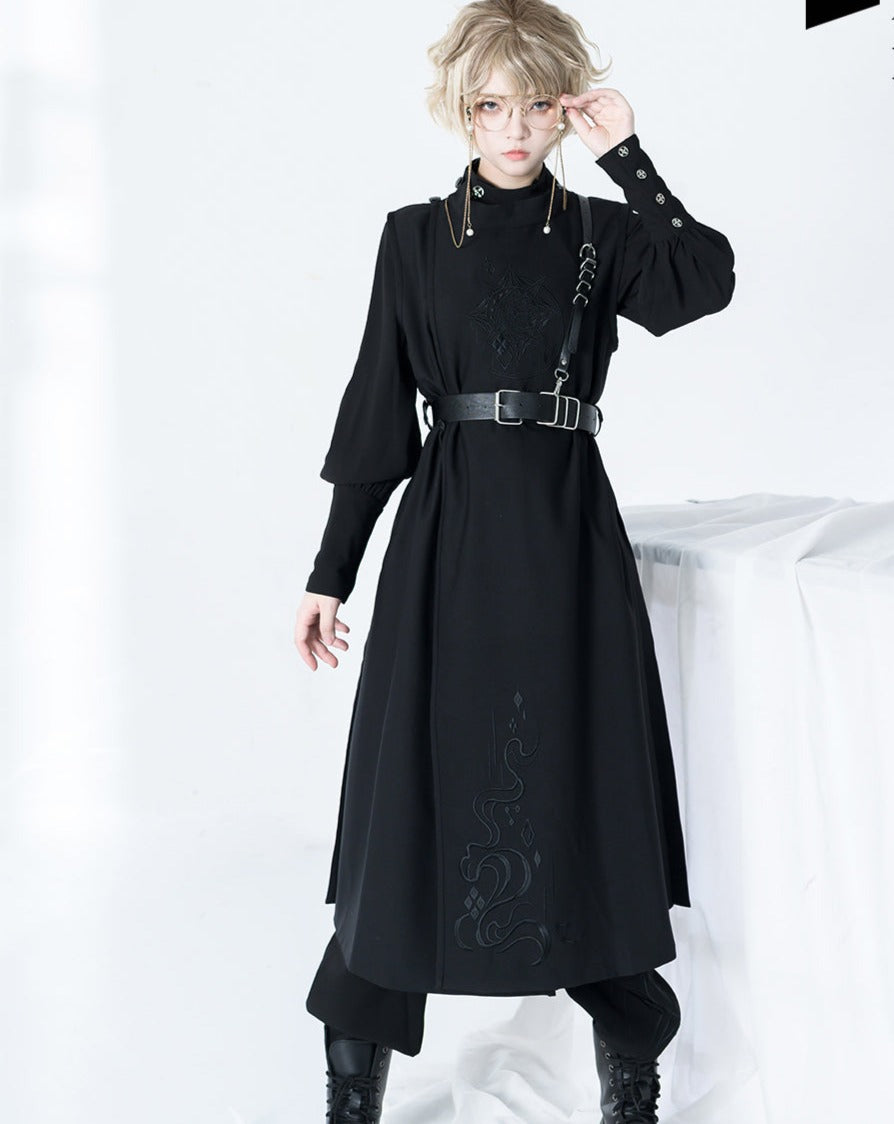 [Pre-order] Black Knight Imperial embroidered robe