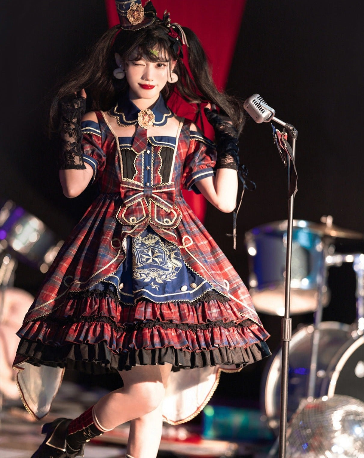 Star Song check idol style dress