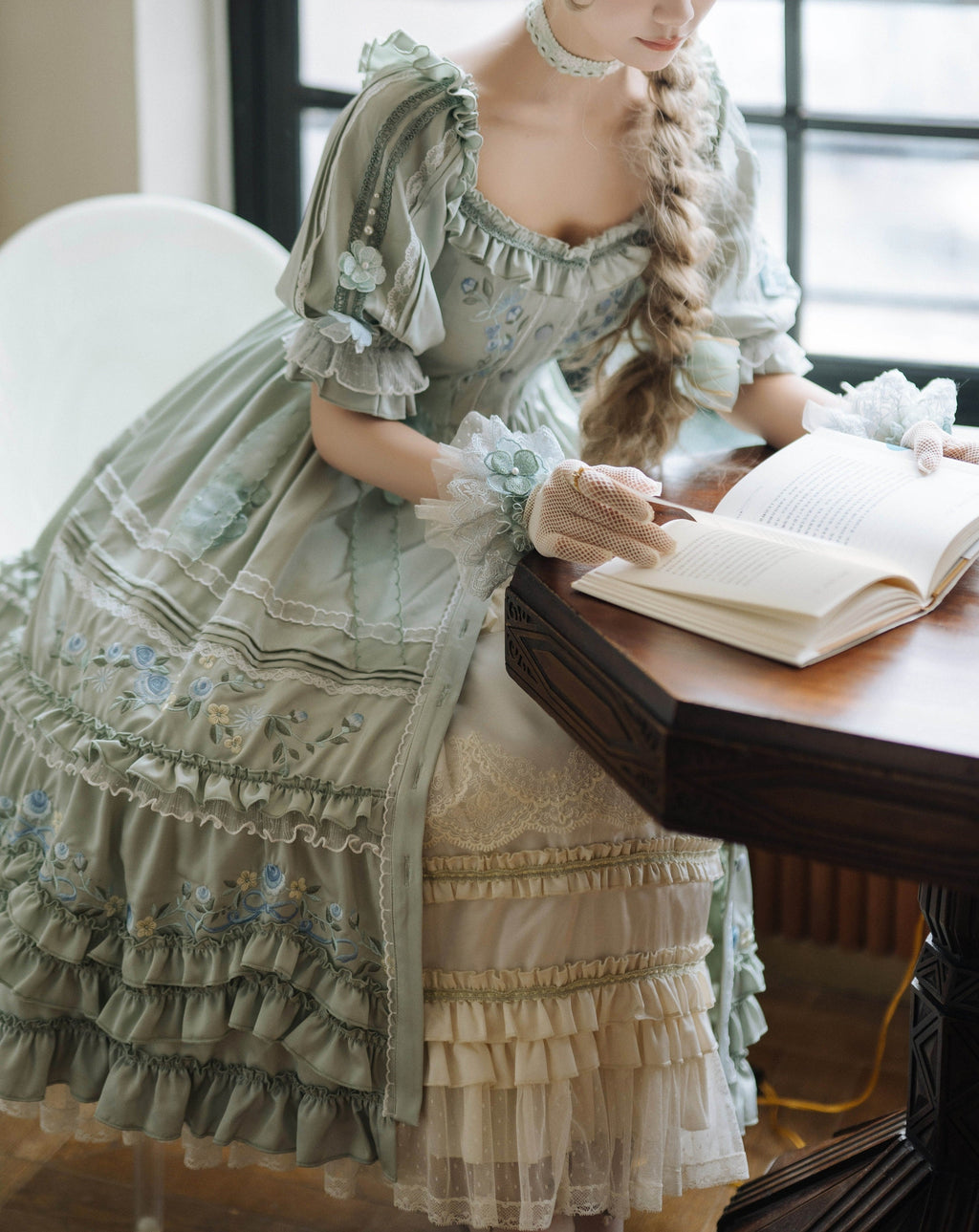 薔薇刺繍のガーデンプリンセスドレス フルセット