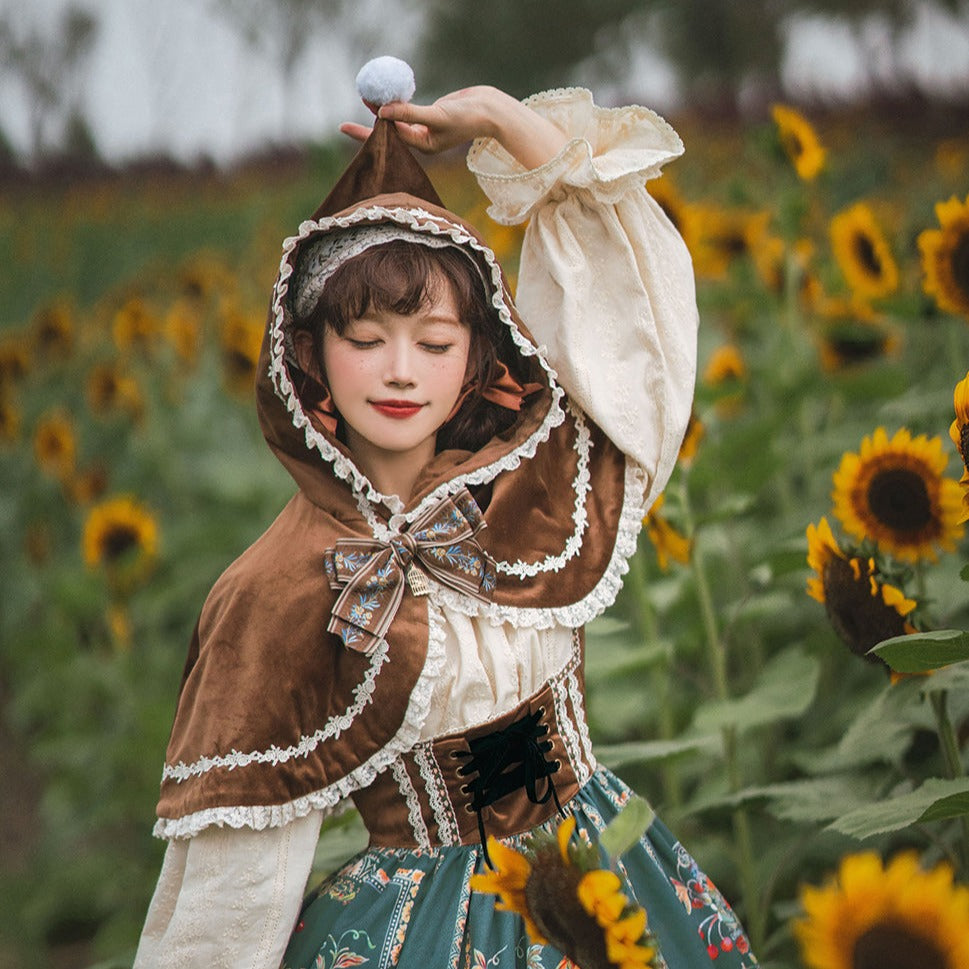 【予約販売】バイエルンの少女 カントリー風フード付きマント