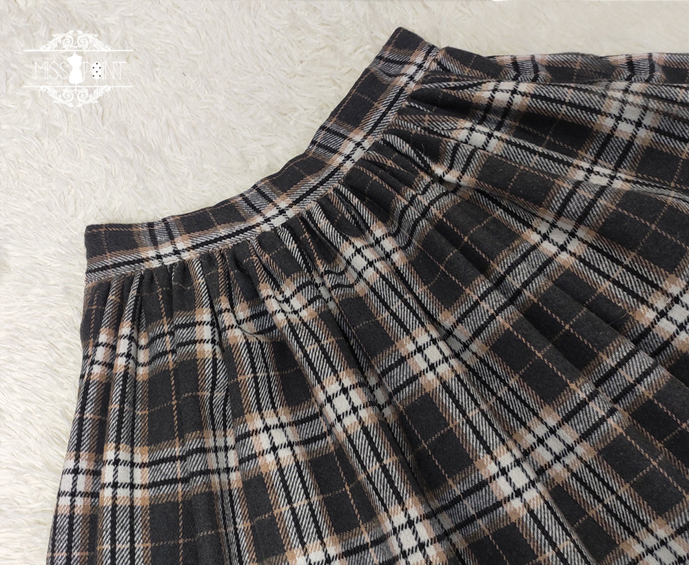 [Pre-order] Classical layered skirt with plaid pattern