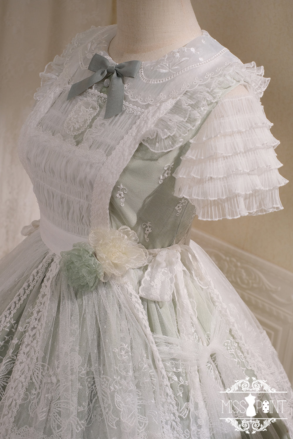 [Simultaneous purchase only] Suzuran flower embroidery front and back 2way lace apron