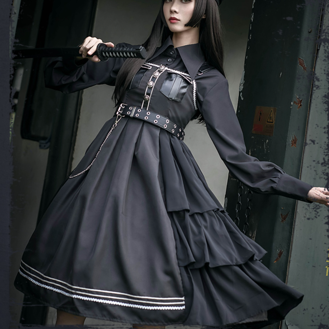漆黒のミリタリーロリィタ軍服風ジャンパースカート