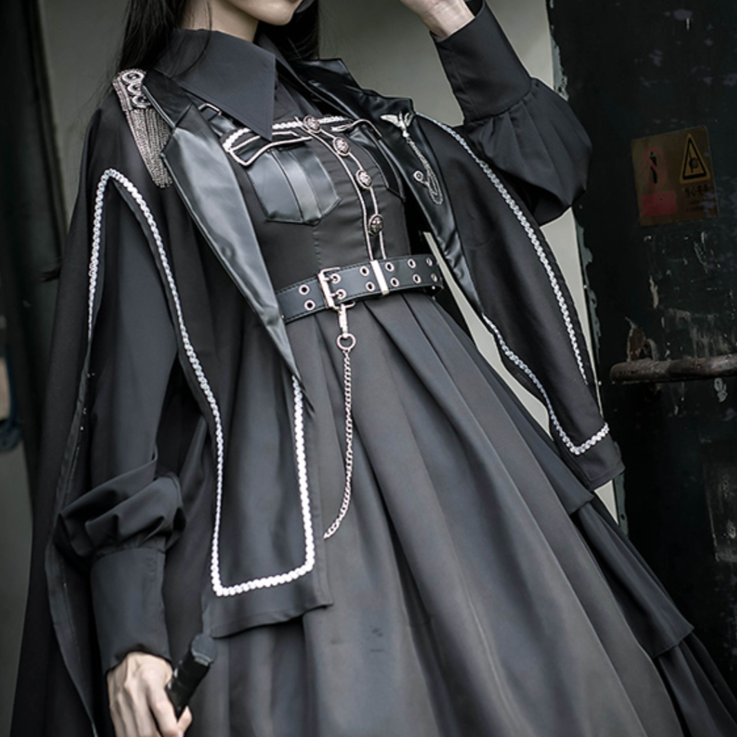 漆黒のミリタリーロリィタ軍服風ジャンパースカート